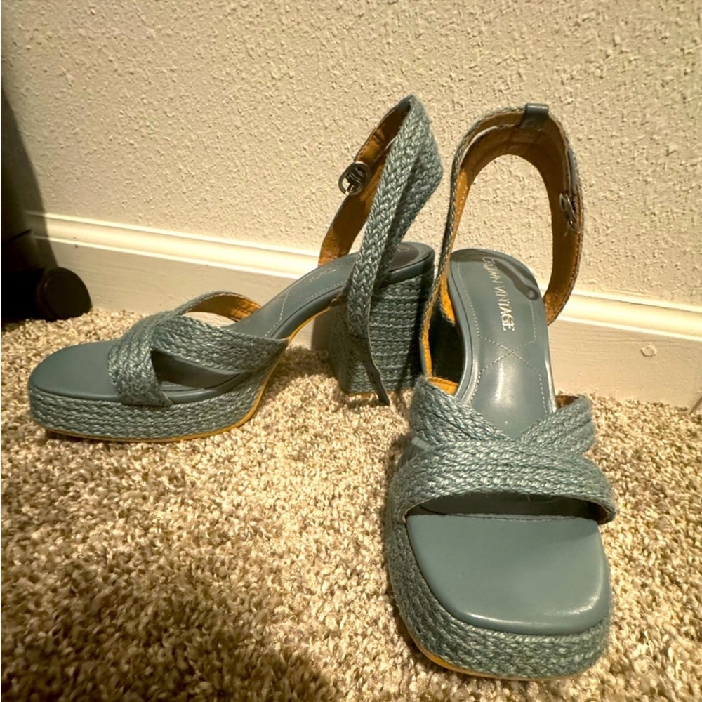 Chunky heels